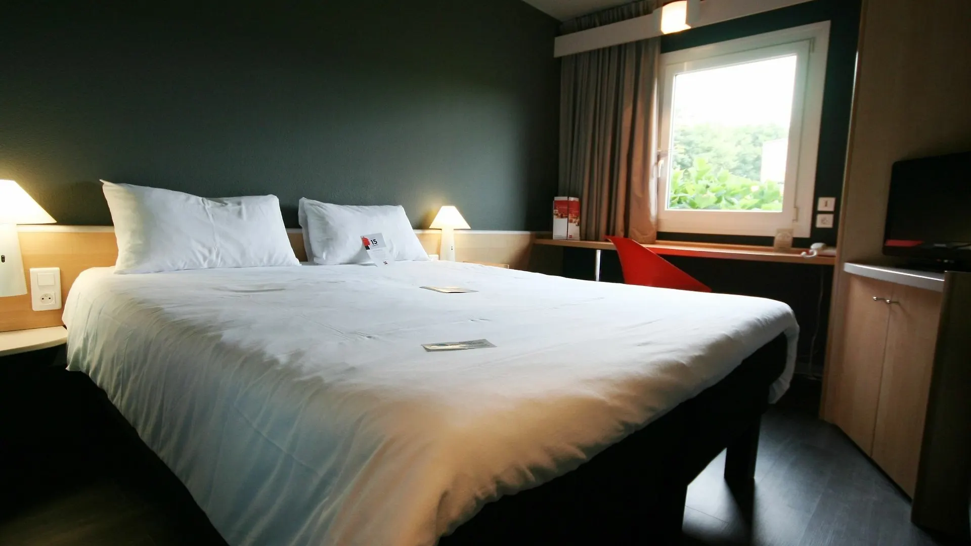 Hotel ibis Saint-Malo Madeleine 3*,